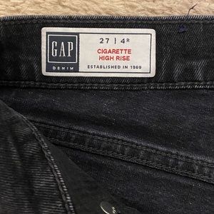 GAP Cigarette High Rise Raw Hem Jean